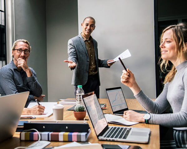 Why Every New Business Needs a Website About Us